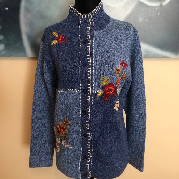 ERIKA vintage sweater size small - Picture 5 of 10